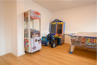 Familienfreundlicher Spielbereich im Spielparadies Brakel